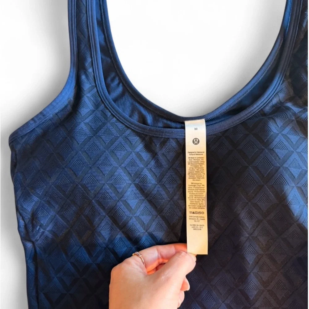 Lululemon Athletica Navy Crop Top